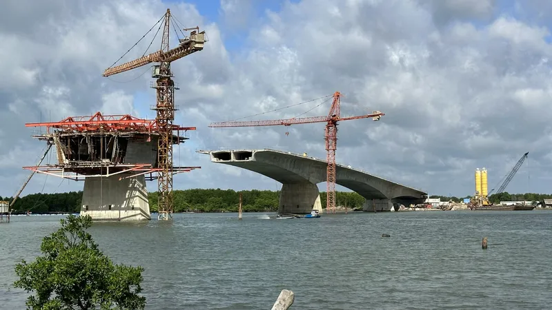 Kết nối cảng biển với các khu công nghiệp
