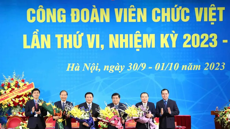 Đại hội Công đoàn Viên chức Việt Nam: Xây dựng đội ngũ cán bộ, công chức, viên chức vững mạnh toàn diện
