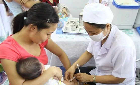 TPHCM: Vaccine tiêm chủng mở rộng lại sắp “cạn”