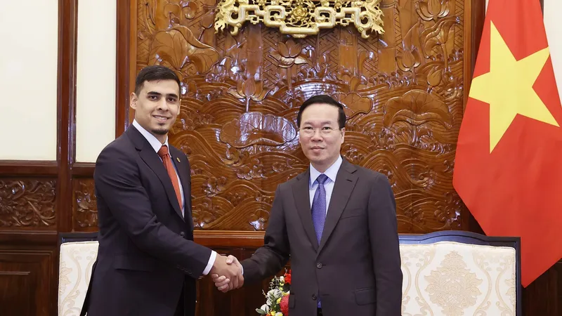 Chủ tịch nước Võ Văn Thưởng tiếp Đại sứ Venezuela và Lào trình Quốc thư