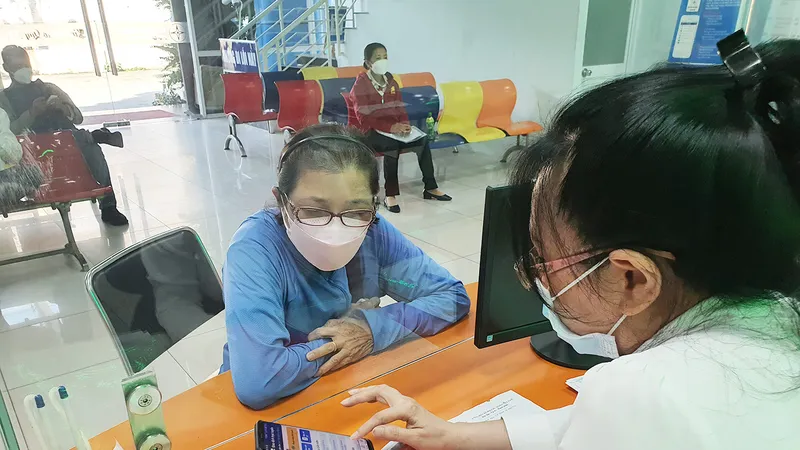 Thực hiện trực tuyến yêu cầu, thủ tục về điện: Tiện ích cho khách hàng