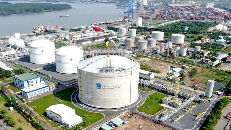 Phát triển bền vững thị trường điện khí: Điện khí LNG chờ khung giá