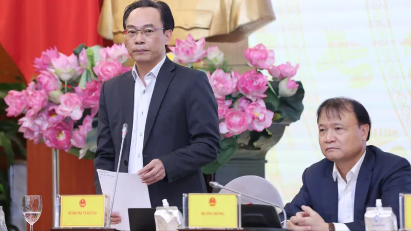 Học sinh bạo lực giáo viên, Thứ trưởng Bộ GD-ĐT: Không thể chấp nhận được
