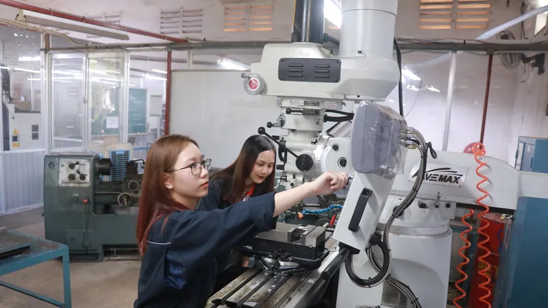 Phát huy thành tựu 10 năm đổi mới giáo dục và đào tạo - Bài 4: 10 năm cho mục tiêu tự chủ đại học