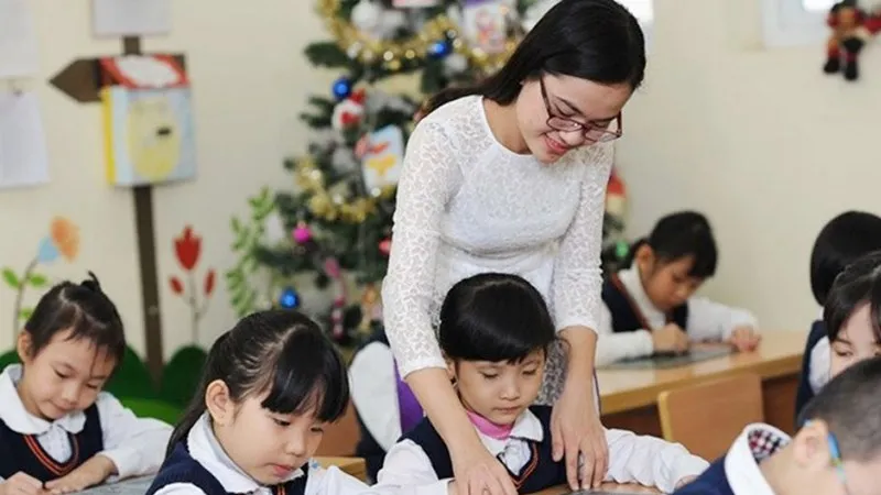 Không cần thiết quy định nhà giáo phải có chứng nhận nghề nghiệp