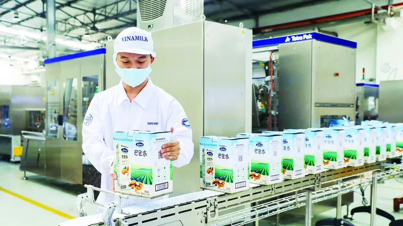 Dây chuyền sản xuất sữa Vinamilk đạt tiêu chuẩn thực hành xanh