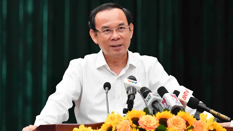 Bí thư Thành ủy TPHCM Nguyễn Văn Nên phát biểu tại hội nghị. Ảnh: VIỆT DŨNG