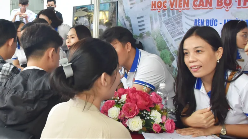 Học viện Cán bộ TPHCM dự kiến xét tuyển 600 chỉ tiêu hệ đại học