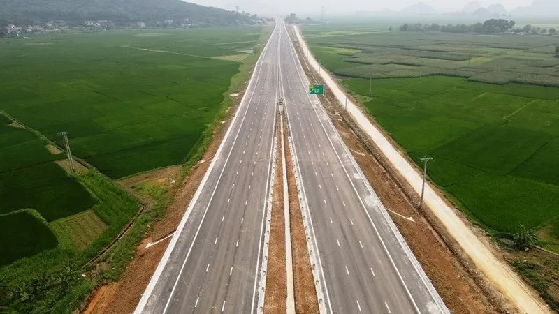 Lập trạm dừng nghỉ tạm trên đường cao tốc Mai Sơn - quốc lộ 45