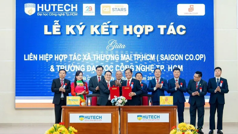 Saigon Co.op và Trường đại học Công nghệ TPHCM ký kết hợp tác đào tạo nhân lực bán lẻ