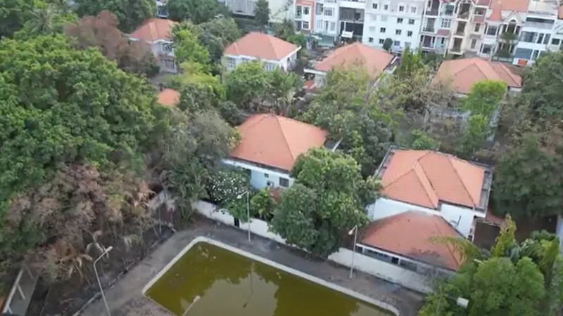  Khu biệt thự Thiên Nga ở TP Thủ Đức (TPHCM) bị bỏ hoang 6 năm nay
