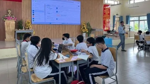 Trường học đầu tiên của TPHCM có giáo viên được cấp chứng chỉ năng lực số toàn cầu