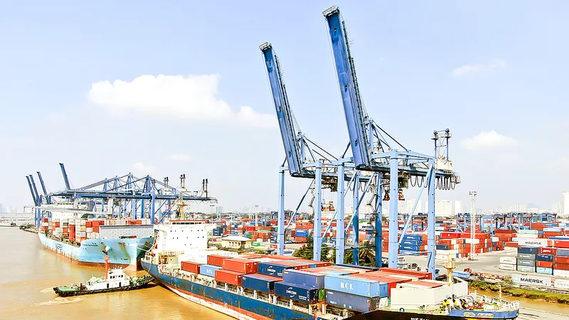 Chi phí logistics tăng cao: Doanh nghiệp chuyển hướng xuất khẩu