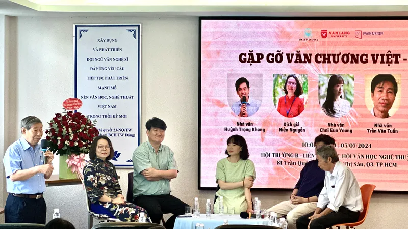 Đưa văn chương Việt ra thế giới: Thêm những tín hiệu đáng mừng