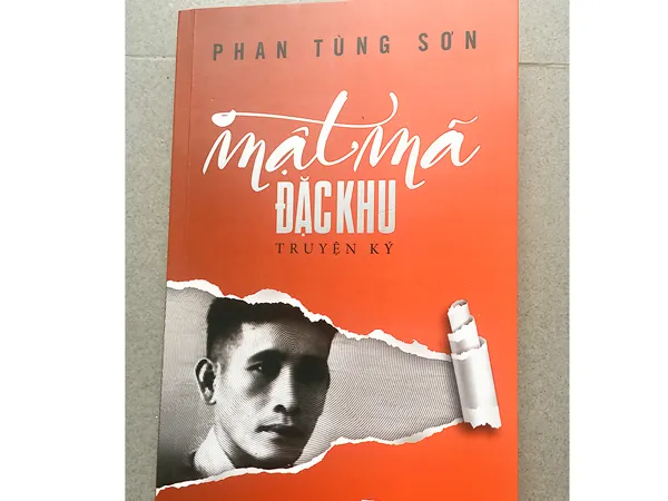 Sách Mật mã đặc khu: Tái hiện một thời hào hùng