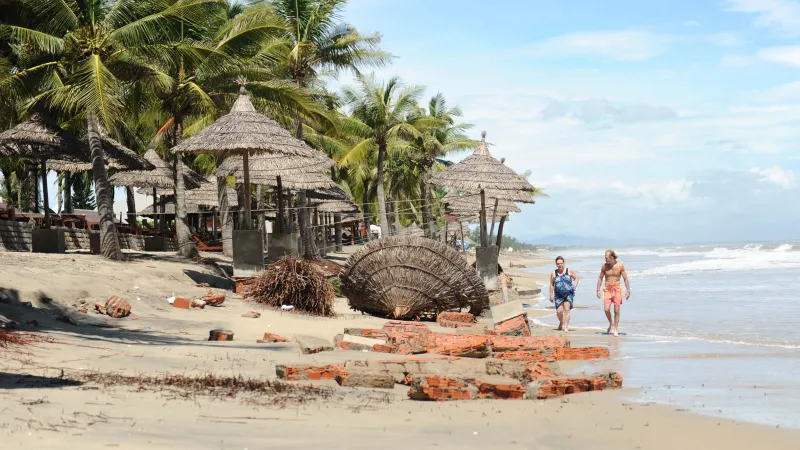 Phát triển “nóng” ảnh hưởng tiêu cực tới môi trường du lịch