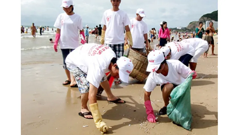 Nhiều hoạt động hưởng ứng chiến dịch làm cho thế giới sạch hơn