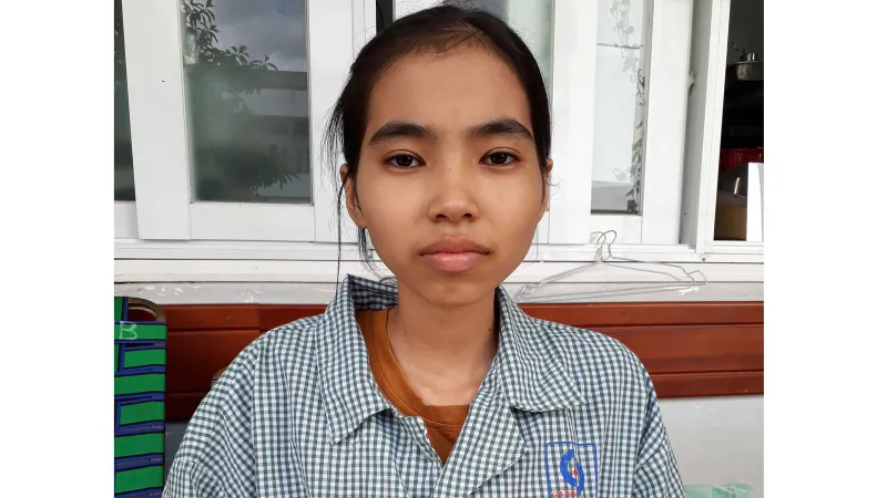 Sinh viên nghèo vùng lũ mắc bệnh hiếm