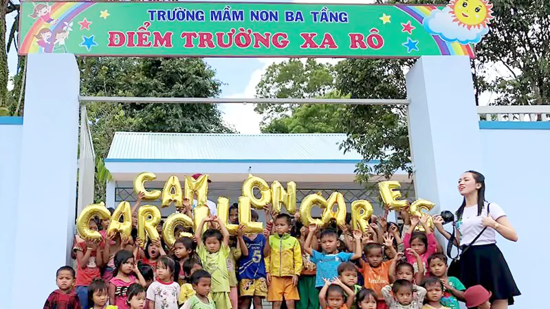 Bàn giao 2 trường học mới phục vụ học sinh nông thôn và miền núi