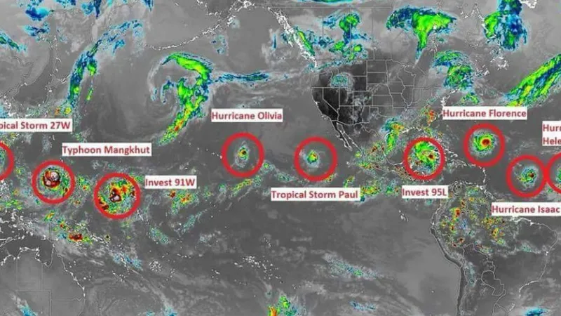 Siêu bão Florence là một trong chuỗi 9 cơn bão đang hoạt động trên thế giới