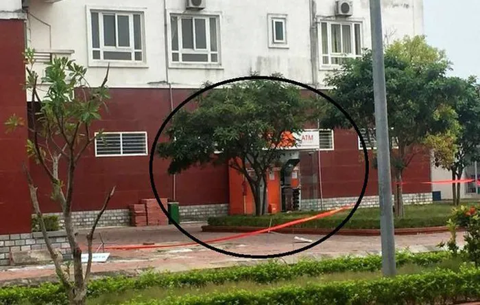 Thông tin ban đầu về vụ cây ATM bị cài chất nổ nghi mìn tại thành phố Uông Bí
