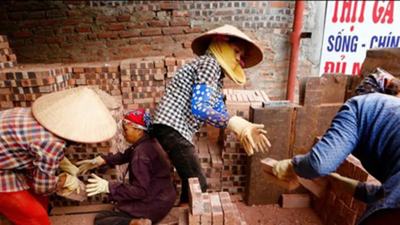 Biến “chó” thành “gà” - ban tổ chức phạm quy?