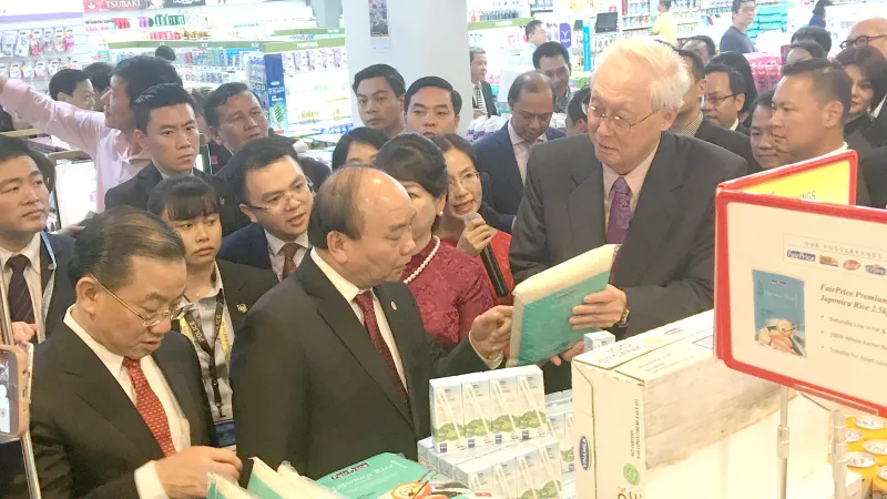 Hàng Việt Nam được tập đoàn NTUC FairPrice bày bán tại hơn 300 cửa hàng, siêu thị tại thị trường Singapore