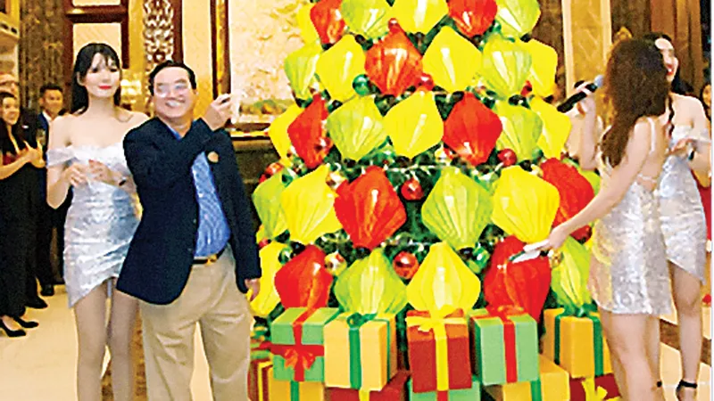 Windsor Plaza rực rỡ sắc màu lễ hội