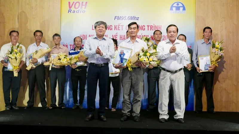 Trao giải cuộc thi “Thính giả với an toàn giao thông”