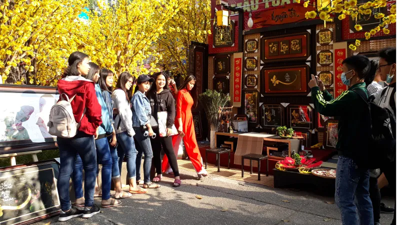 Tết với người Việt trẻ 