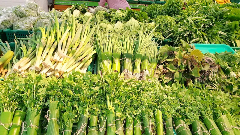 Mặt hàng rau củ quả, trái cây tại thị trường TPHCM đang tăng giá mạnh