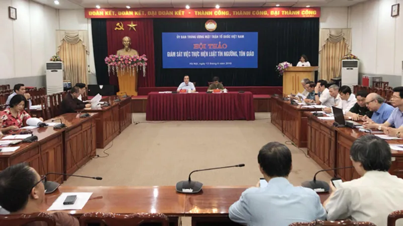 Mặt trận giám sát việc thực hiện Luật Tín ngưỡng, tôn giáo
