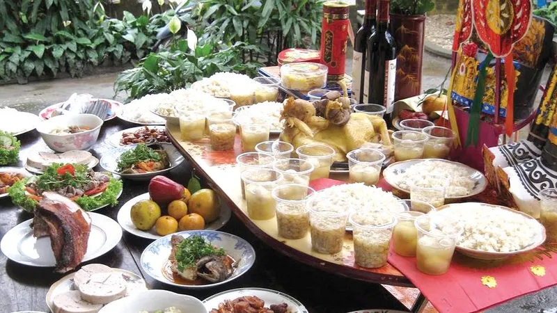 Mâm cơm chiến sĩ