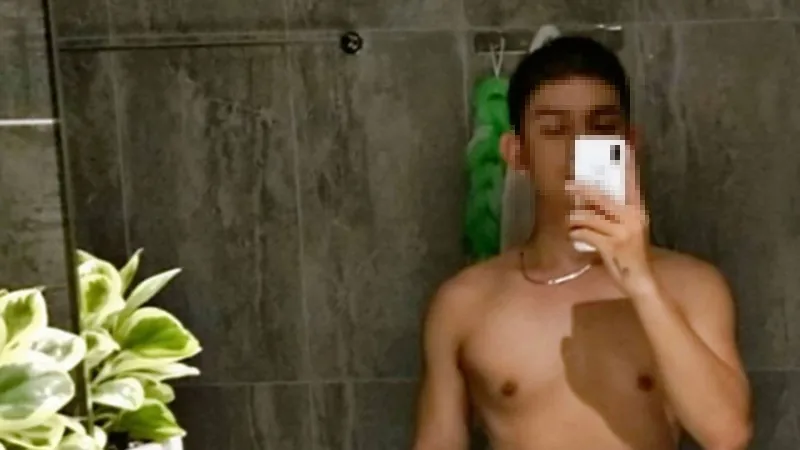 Tẩy chay những người nổi tiếng trên mạng thích khoe thân