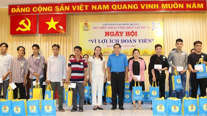 Nhiều hoạt động chăm lo người lao động khó khăn
