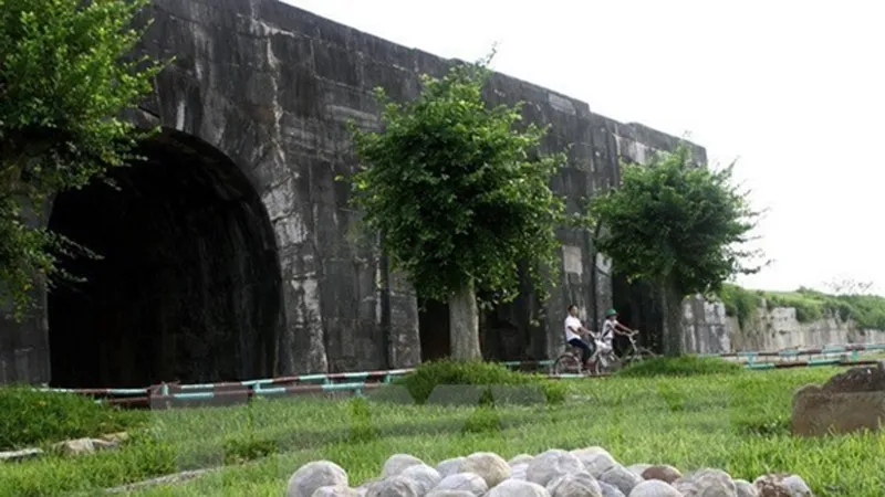 Khai quật khảo cổ Thành nhà Hồ