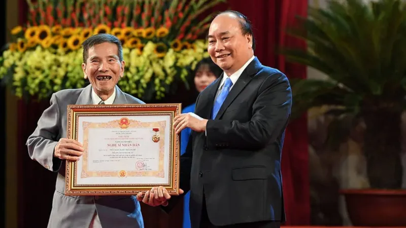 Bổ sung nhiều trường hợp đặc biệt xét tặng danh hiệu NSND, NSƯT