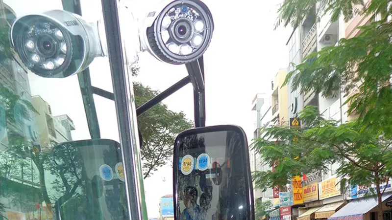 Băn khoăn quy định thời điểm lắp camera trên xe 