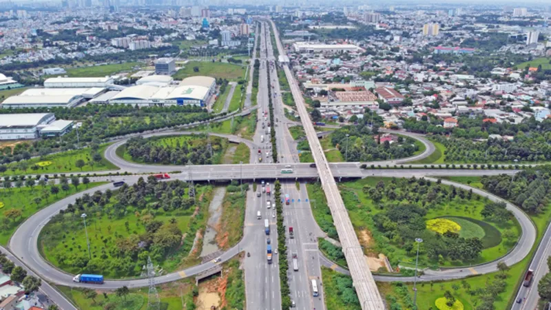 30.000 tỷ đồng xây dựng đường trên cao Bắc - Nam