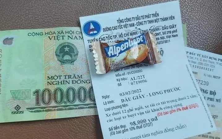 VECE lên tiếng vụ trả tiền thừa bằng kẹo