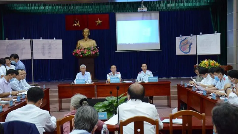 TPHCM: Chủ tịch UBND quận, phường đối thoại với người dân