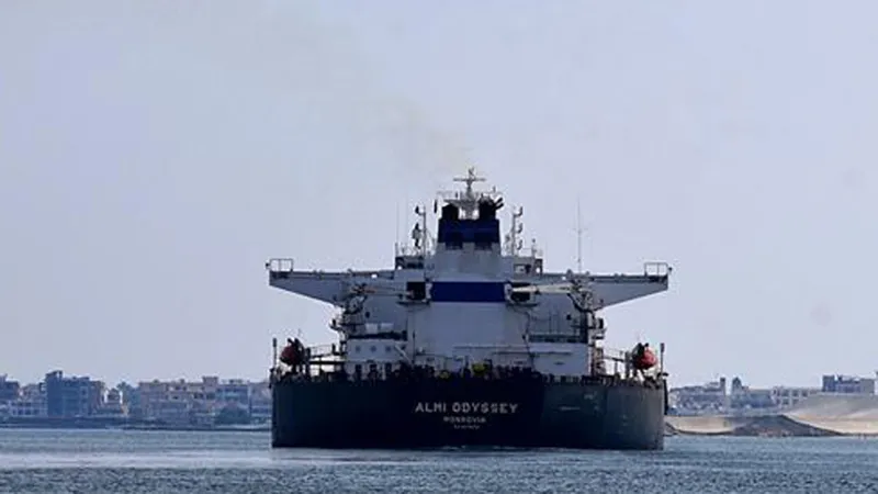 Ai Cập tăng phí quá cảnh qua kênh đào Suez