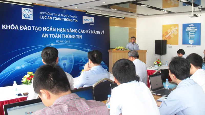 Tổ chức khóa đào tạo an toàn thông tin