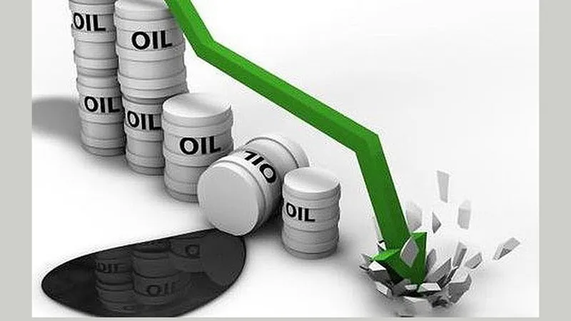  Giá dầu xuống dưới 100 USD/thùng do khả năng nhu cầu từ Trung Quốc giảm 