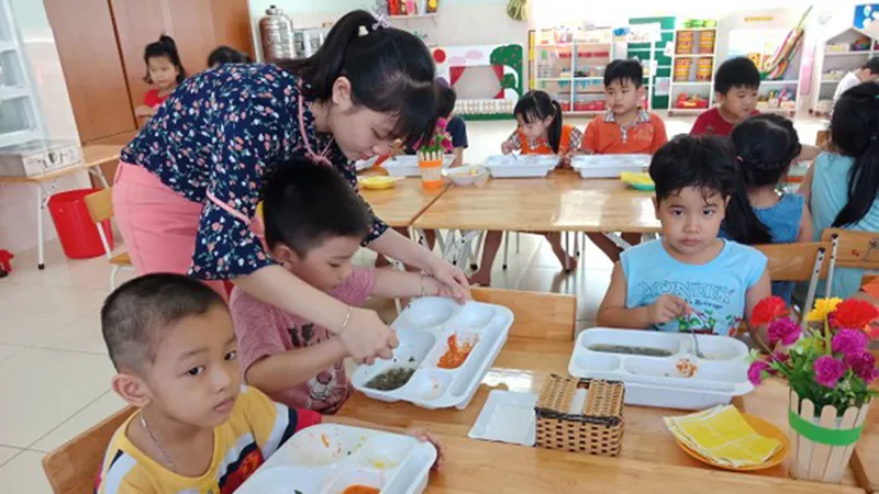 Tập huấn an toàn thực phẩm trường học