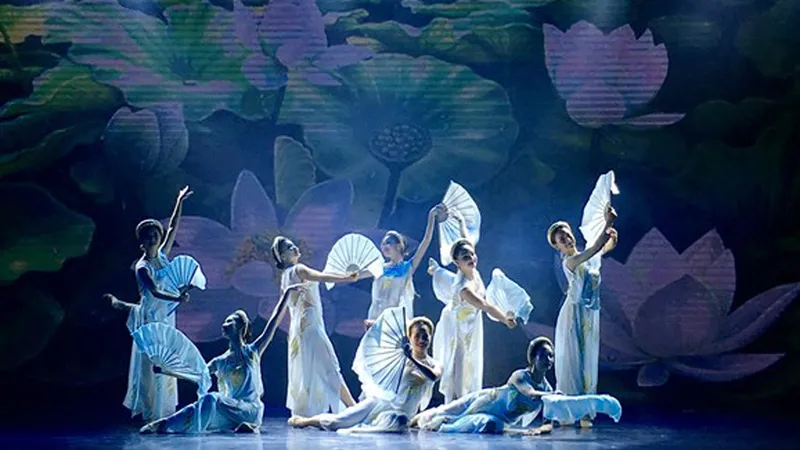 Nâng chất múa dân gian 