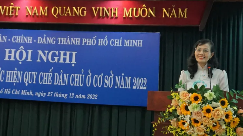 Khắc phục triệt để những biểu hiện dân chủ hình thức
