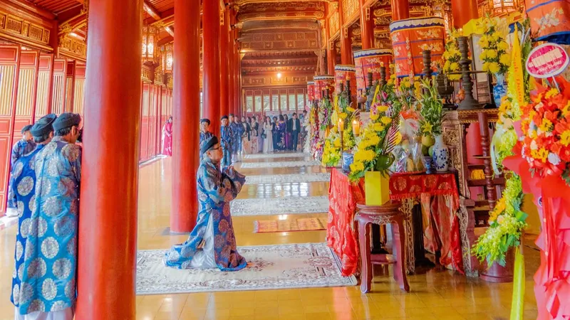 Nghi lễ hiệp kỵ Vua Gia Long và Vua Hàm Nghi tại Thế Tổ miếu vào sáng 10-1