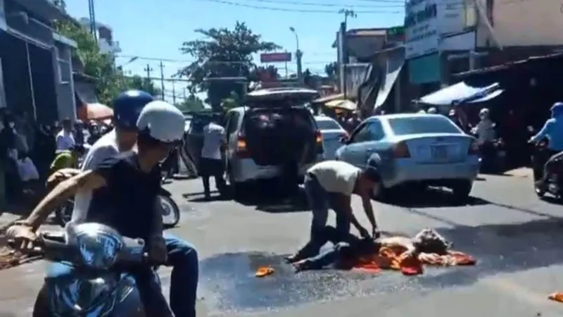 Nghi án người đàn ông dùng xăng đốt vợ cũ vì mâu thuẫn