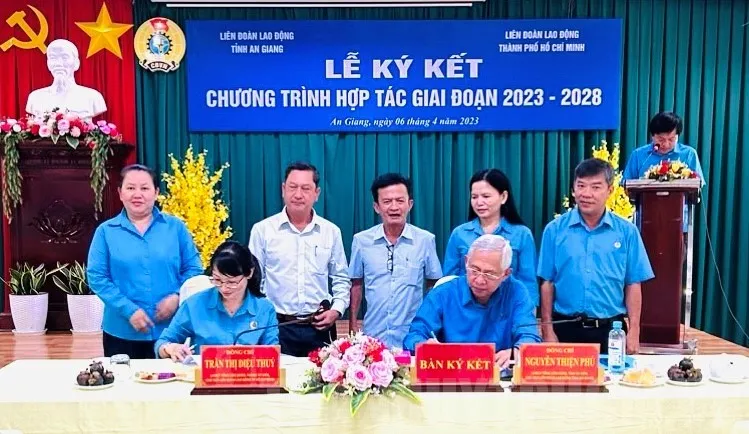 Phối hợp chăm lo đoàn viên, người lao động khó khăn